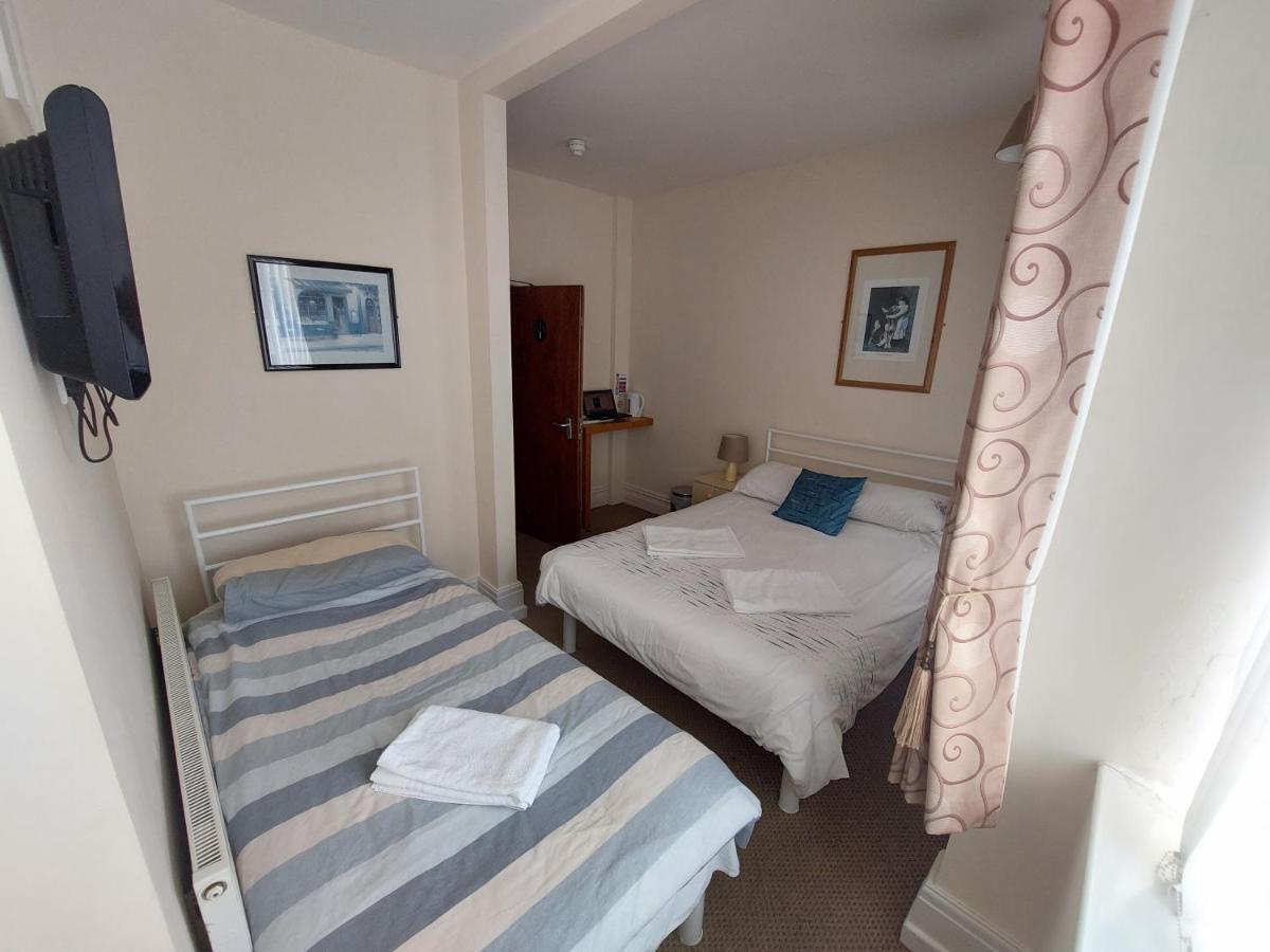 Tsd Guest House Blackpool Esterno foto