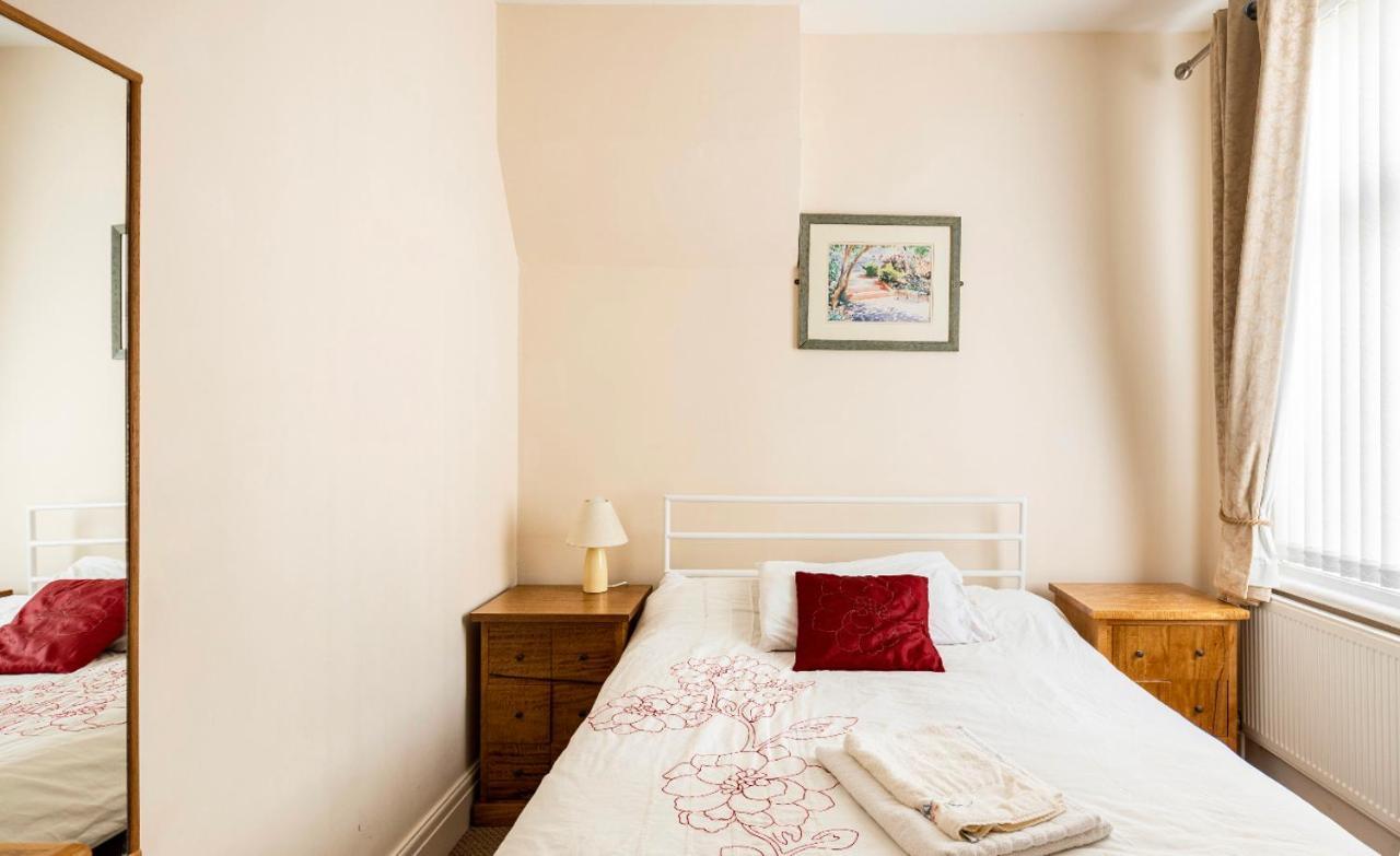 Tsd Guest House Blackpool Esterno foto